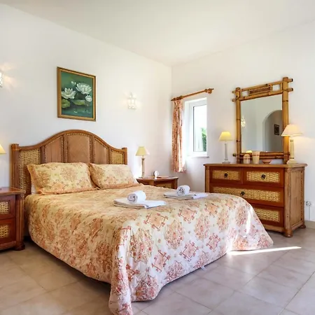 Oceanis Villa Luz
