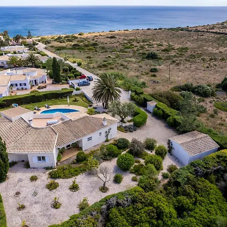 Oceanis Villa *