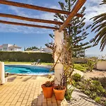Oceanis Villa *